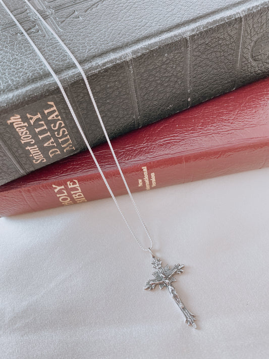 Sterling Silver Antiqued Crucifix w/ 18" Chain