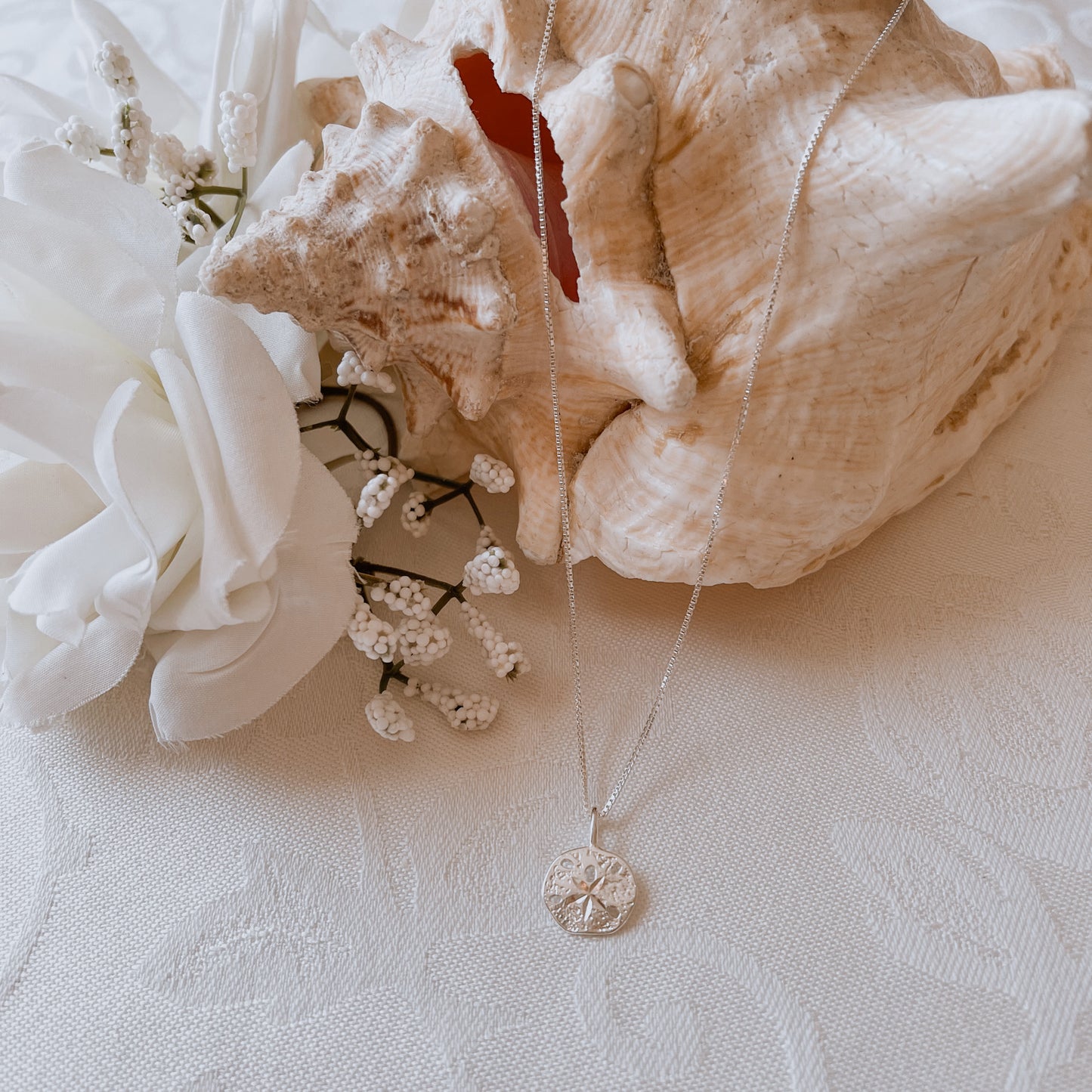 Sterling Silver Sand-dollar w/ 18" Chain
